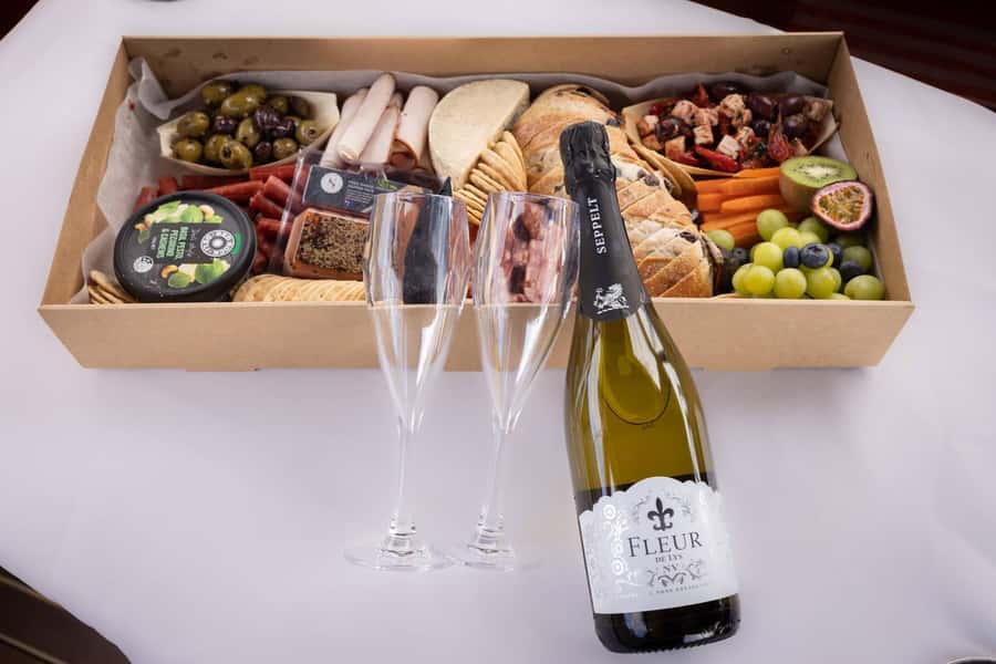 1.5Hr Yarra River Crown Flames and City Lights Cruise - Wine, cheese, and the simple onboard setup