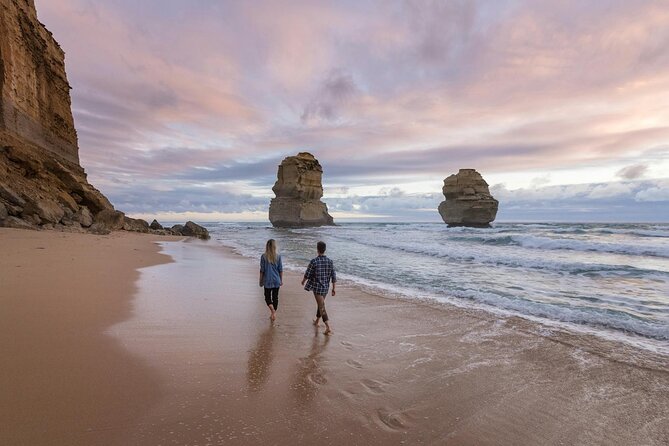 12 Apostles,Great Ocean Road Tour - hotel PICKUP & free entries - Colac breakfast stop and Apollo Bay lunch break