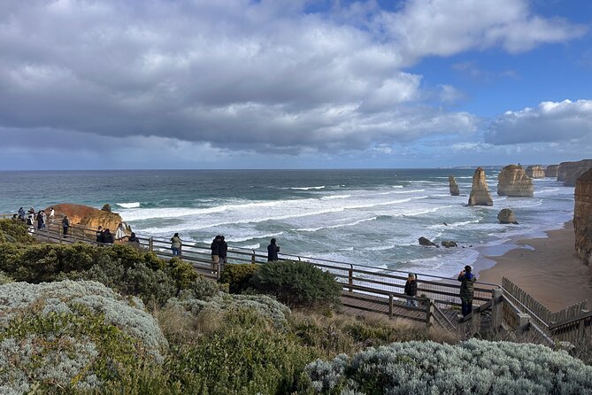 12 Apostles,Great Ocean Road Tour - hotel PICKUP & free entries - What the $92.52 price really covers