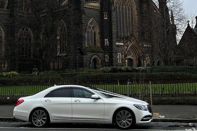 Airport Transfers - Chauffeur Car & Limo Services of Melbourne - Booking, payment, and small practical details