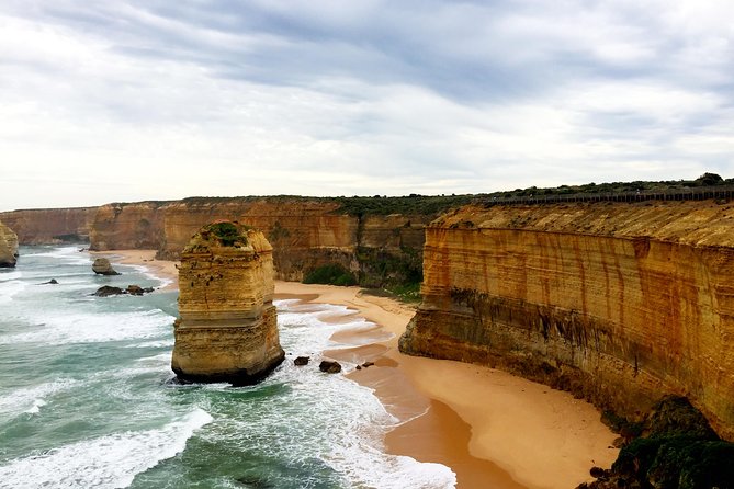 Boutique Great Ocean Road, wildlife and Rainforest Experience - The Memorial Arch and the road’s human story