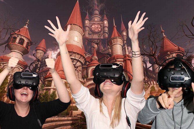 Entermission Melbourne - 60min Virtual Reality Escape Rooms - Choosing free-roam or seated VR