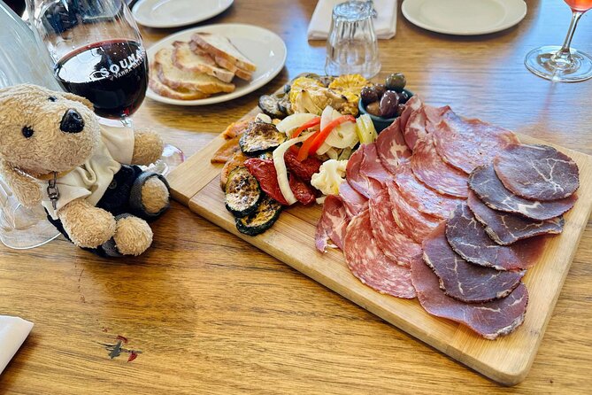 Epic Yarra Valley Wine Tour + Lunch, Chocolate & Gin/Beer Option - Soumah or Tokar Estate, followed by lunch