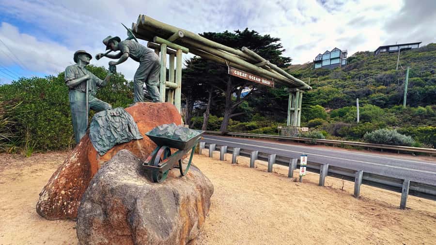 From Melbourne: 12 Apostles & Great Ocean Road Private Tour - Why this private road trip works