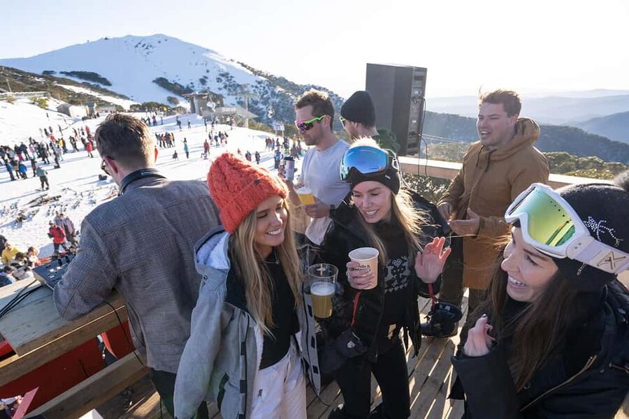 From Melbourne: Day Tour to Mt Buller with Snow Clothes - The early coach ride through Victoria’s high country
