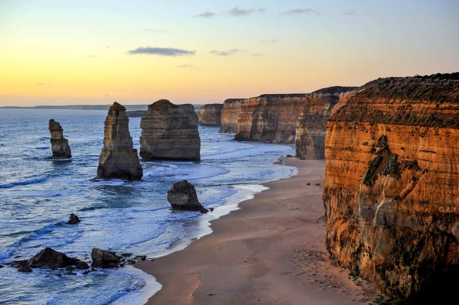 From Melbourne: Great Ocean Road, 12 Apostles, Wildlife Tour - The Pole House and the Great Ocean Road sign