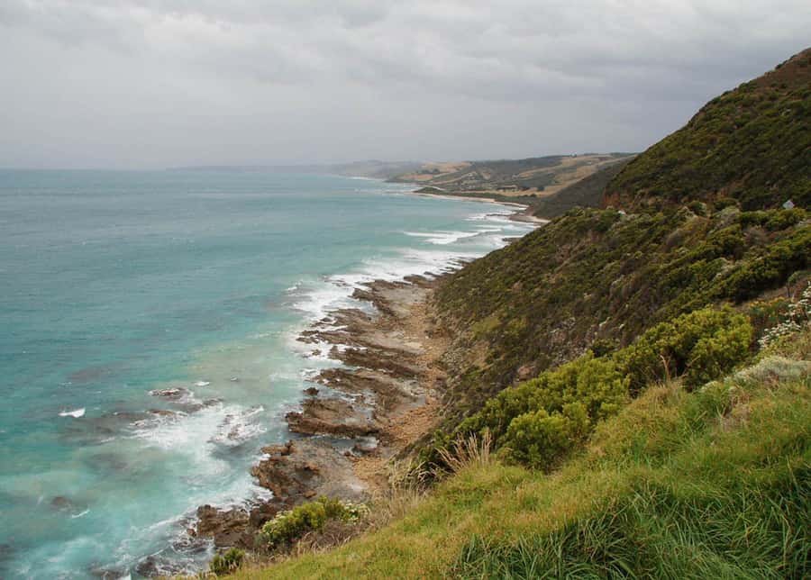 From Melbourne: Great Ocean Road Day Tour - Loch Ard Gorge and a shipwreck story