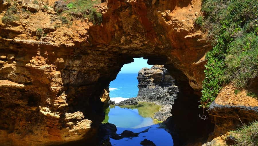 From Melbourne: Great Ocean Road Day Trip with Dinner - What the $506 price really covers