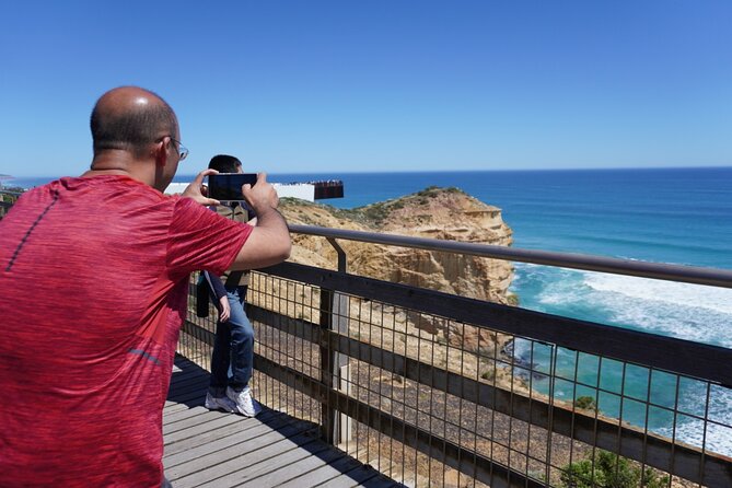 Full-Day Great Ocean Road and 12 Apostles Tour - The Razorback and Loch Ard Gorge