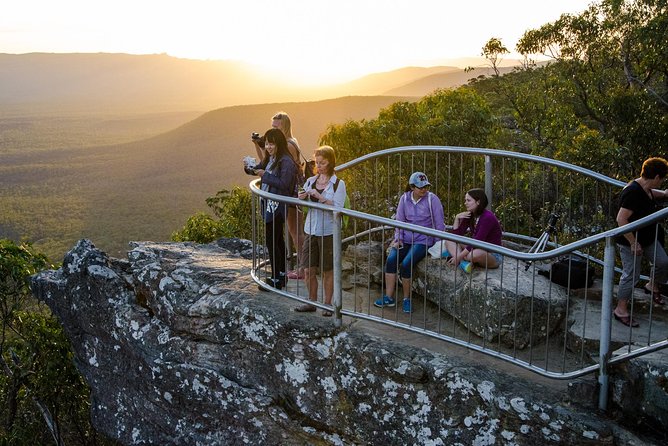 Grampians National Park with MacKenzie Falls and Kangaroos - Halls Gap lunch is useful, but not generous