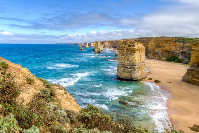 Great Ocean Road Grampians 3 Day National Park Tour Melbourne Roundtrip - Day two: wildlife at Tower Hill and the Pinnacle walk
