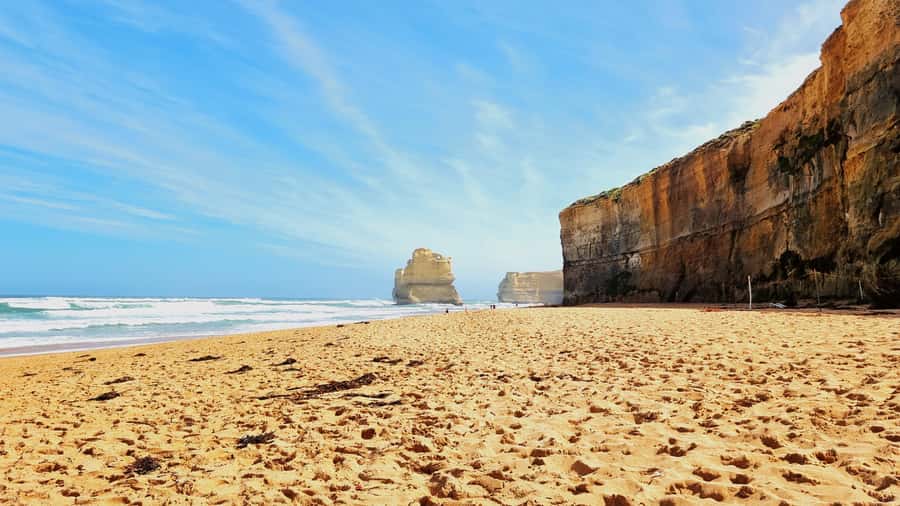 Great Ocean Road Lux Tour Max 11 Hotel Pickup - Why the reverse Great Ocean Road route works