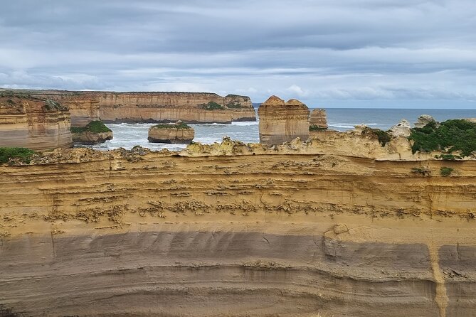 Great Ocean Road Private Luxury Tour - The Twelve Apostles and the western cliffs