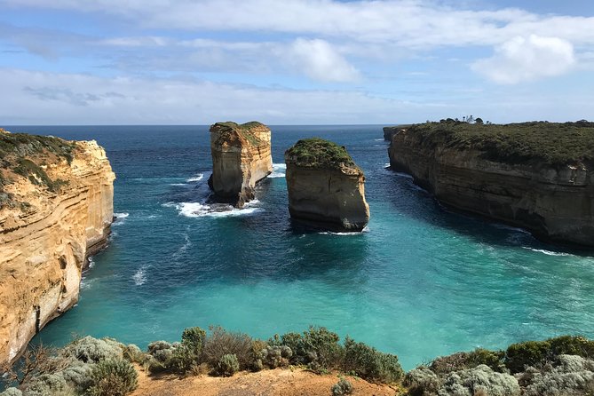 Great Ocean Road Reverse Itinerary Boutique Tour - Max 11 Guests - The small minivan and guide quality make a real difference