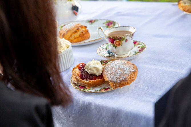 Half Day Living Legends tour with Devonshire Tea - Devonshire tea and a light meal in a heritage setting