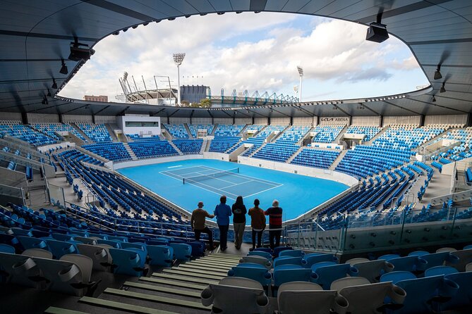 Half-Day Sports Lovers Bus Tour of Melbourne with MCG Tour - The guides make the difference