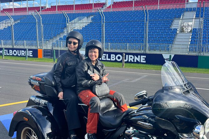 Harley Davidson Trike Tour of Melbourne - Albert Park and a quick look at the Grand Prix circuit