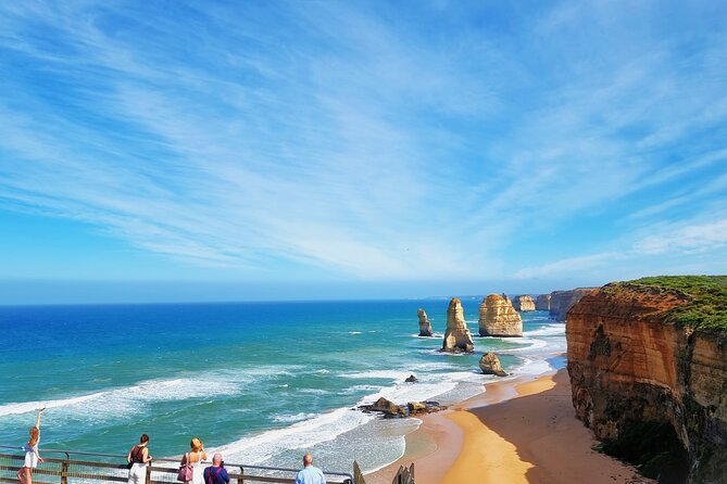 Lux Great Ocean Road Tour Reverse - Max 11 Hotel Pickup - Why the reverse route makes sense