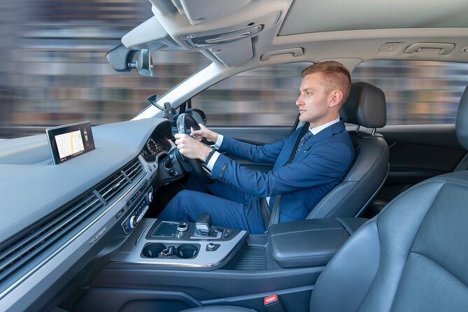 Luxury Airport Transfer to Melbourne CBD - What to know about comfort and luggage