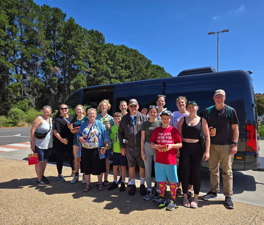 Luxury Private Great Ocean Road Tour – Up to 14 Guests - Loch Ard Gorge and the story behind the rocks