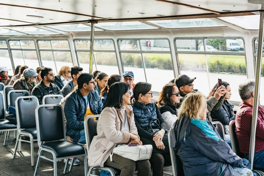 Melbourne: 1-Hour Gardens and Sporting Precinct River Cruise - Inside comfort, outside views, and simple refreshments