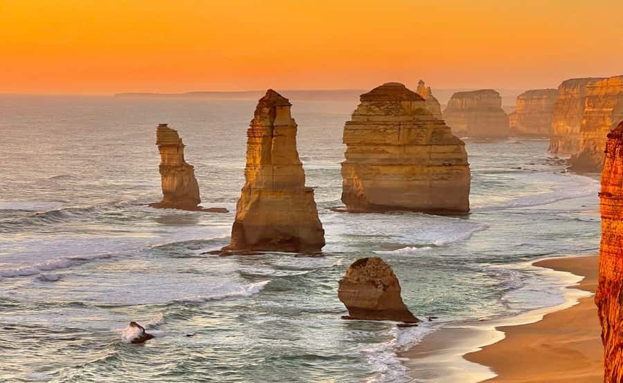 Melbourne: 12 Apostles Sunset Tour - Less Crowds - Why the late departure changes the Great Ocean Road