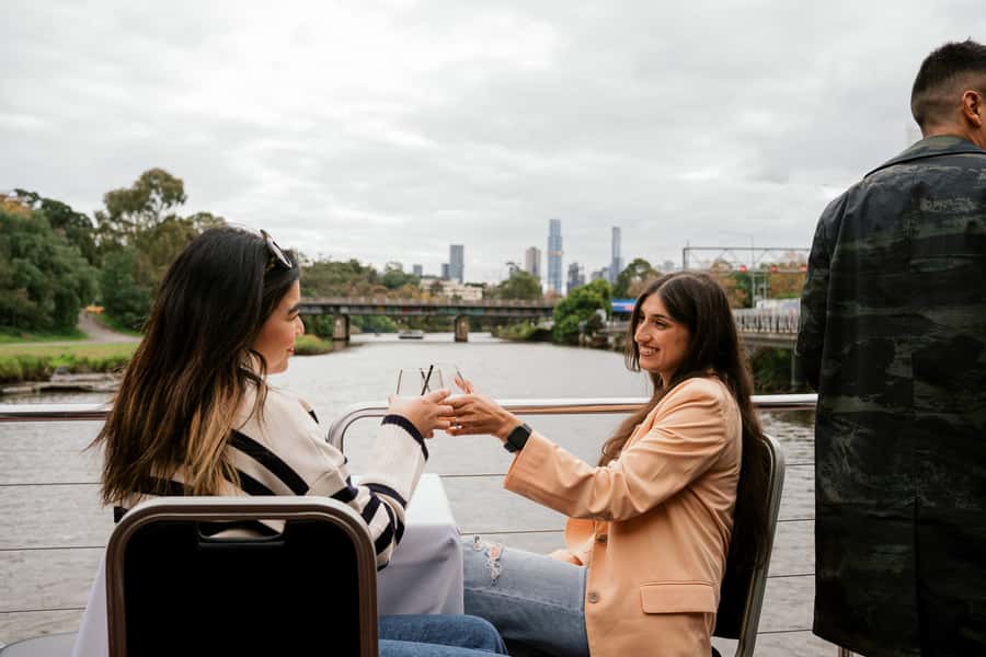 Melbourne: 2-Hour Bottomless Brunch Cruise - Service that shapes the afternoon