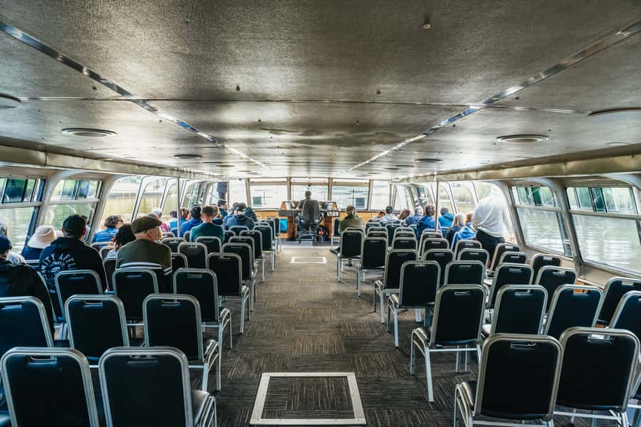 Melbourne: 2-Hour City Highlights River Cruise - Docklands, Southbank, and the city skyline