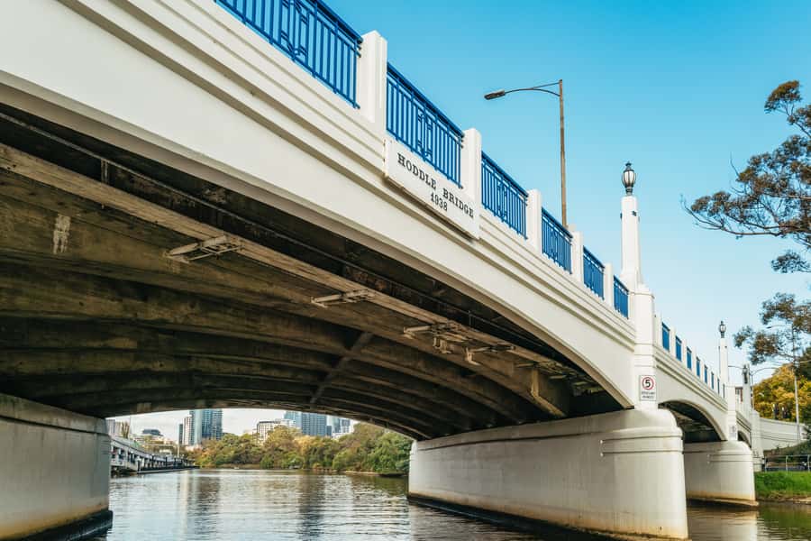 Melbourne: 2-Hour City Highlights River Cruise - Sitting inside or using the open back deck