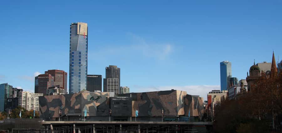 Melbourne 3-Hour Small Group Tour with Beach Boxes - What the guide can add to the experience