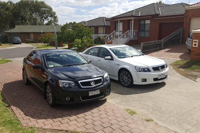 Melbourne Airport Arrival Or Departure Luxury Car Transfers - Melbourne CBD and nearby suburbs
