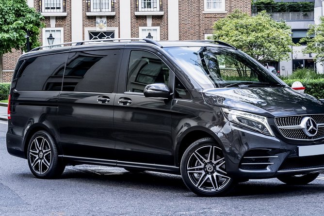 Melbourne Airport Transfer with Meet and Greet Service - Is $107.59 Good Value for Three People?