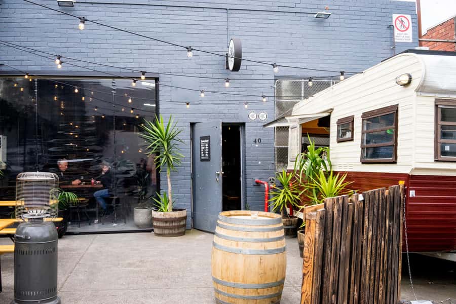 Melbourne Beer Tour – Hidden Bars & Local Brews - Access, age limits, and practical planning
