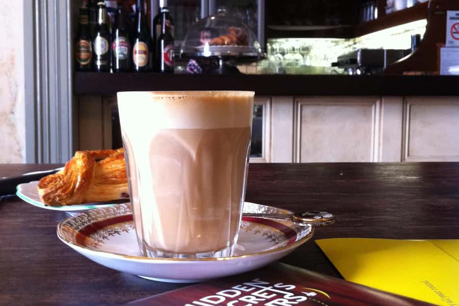 Melbourne: Cafe Culture Walk (small group/max 8 guests) - Ending with a cafe-style lunch