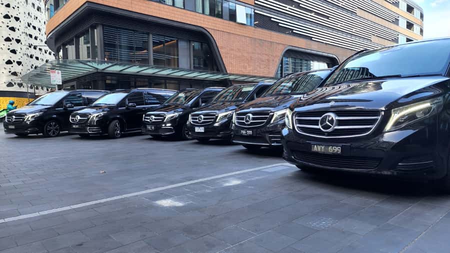 Melbourne CBD Sightseeing Private Tour – Up to 14 travellers - A broad first look at Melbourne in seven hours