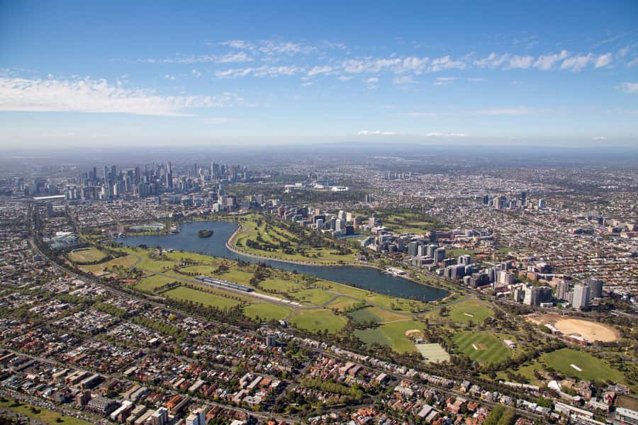 Melbourne: City and Bayside Helicopter Tour - Albert Park Lake and Melbourne’s Sporting Core