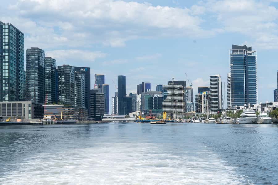Melbourne City Cruise with Tea, Coffee, and Commentary - Commentary that gives the scenery a reason