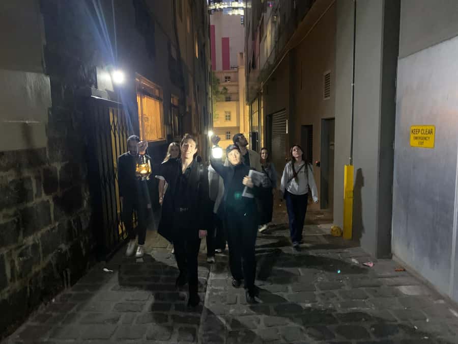 Melbourne: City Highlights Guided Walking Crime Tour - Bank robberies, exorcisms, and Victorian detectives