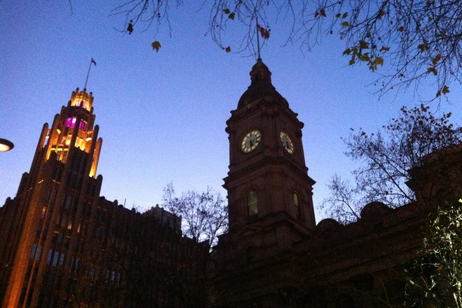 Melbourne Food and Wine Walking Tour - Three restaurants, three different food settings