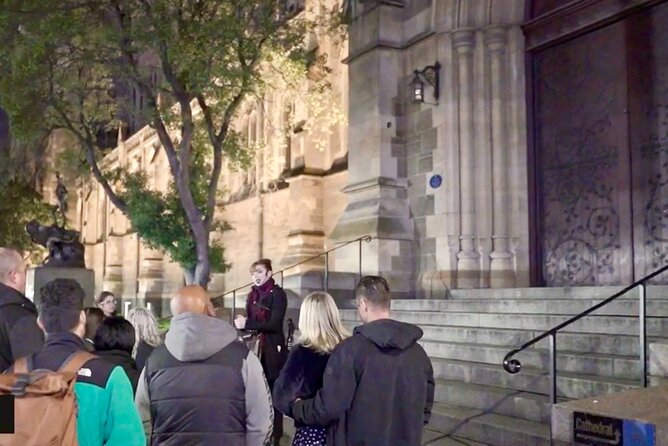 Melbourne Ghost Tour - Dinner at Young and Jackson