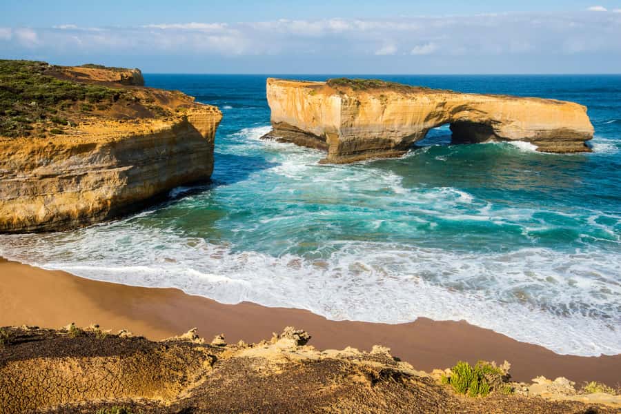 Melbourne: Great Ocean Road Extended–Top Stops&London Bridge - Five city pickup points before the road trip begins