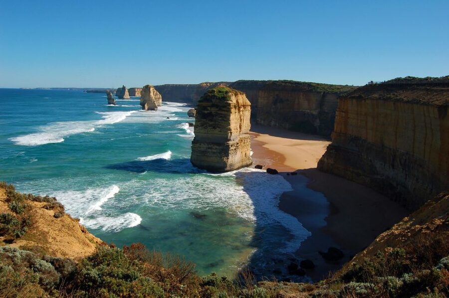 Melbourne: Great Ocean Road Extended–Top Stops&London Bridge - Apollo Bay is the day’s main break