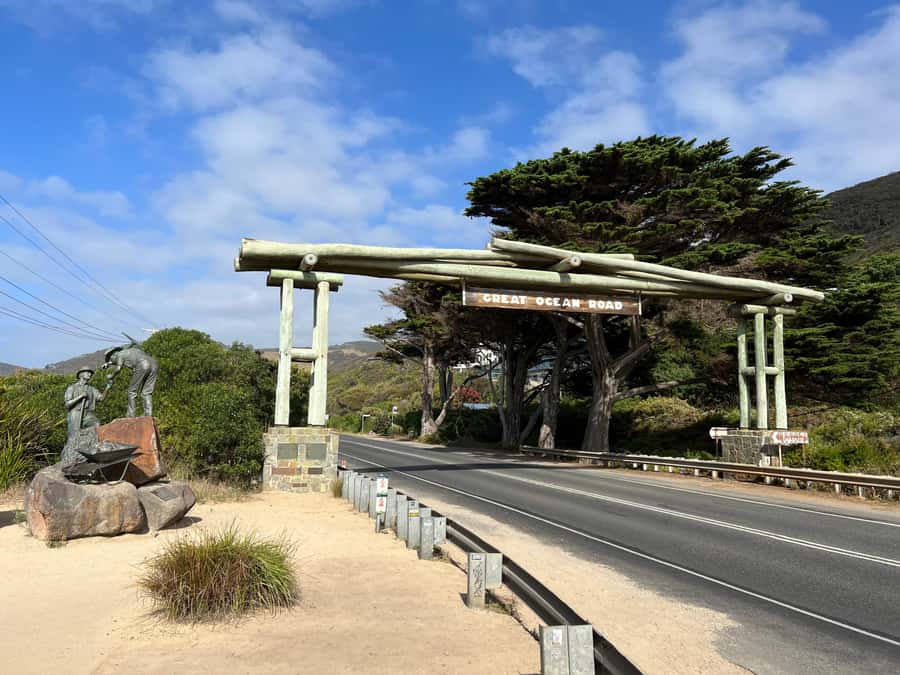 Melbourne: Great Ocean Road Full Day Private Tour - Starting at Melbourne City and heading west