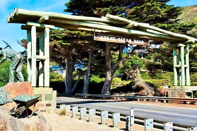 Melbourne Great Ocean Road Reverse Tour + London Bridge wildlife - London Bridge and the wildlife angle