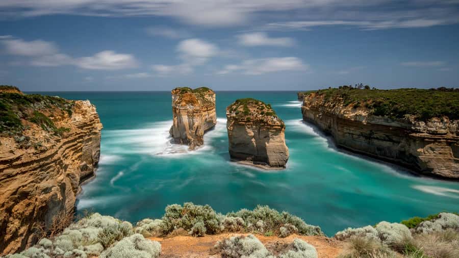 Melbourne: Great Ocean Road & Wildlife Tour for Backpackers - Gibson Steps and Loch Ard Gorge