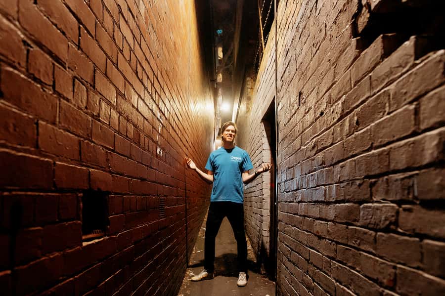 Melbourne: Guided Night-Time Food Walking Tour - Starting at Gordon Reserve after dark