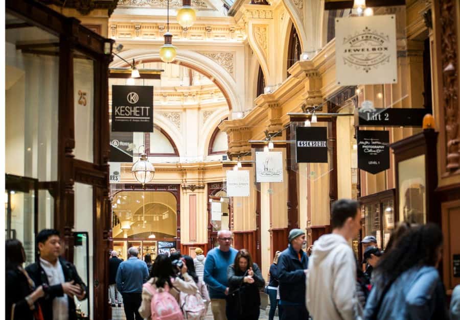 Melbourne: Guided Walking and Foodie Tour - The spice shop visit