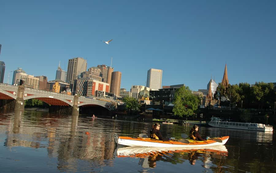 Melbourne: Iconic City Sights Kayak Experience - Flinders Street Station from water level