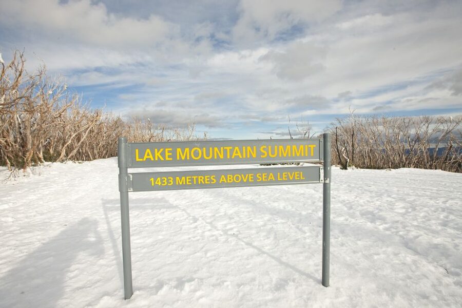 Melbourne: Lake Mountain Snow Day and Waterfalls & Chocolate - Chocolate, ice cream, and the Yarra Valley finish