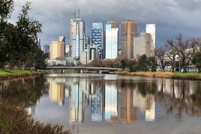 Melbourne Landmark City Tour. Your day Your way Your private tour - The Shrine and Royal Botanic Gardens